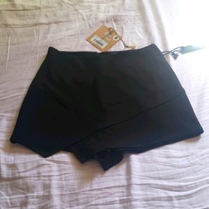 Brand New Black Skort